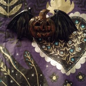 Black and Brown Pumpkin Bat Brooch